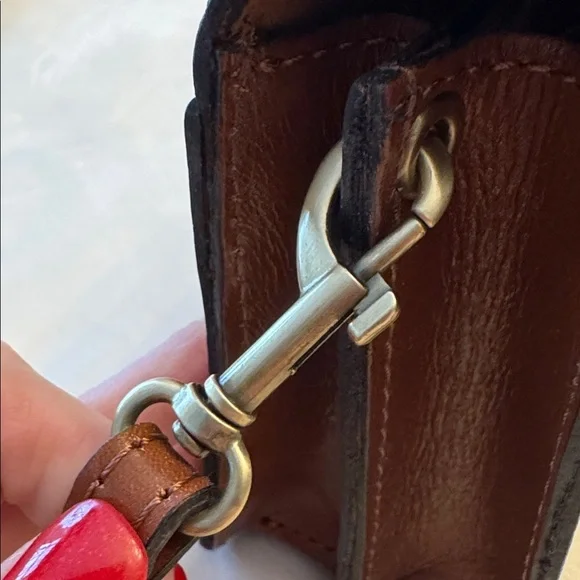 Like new! Patricia Nash Bella Leather Crossbody - Picture 8 of 15